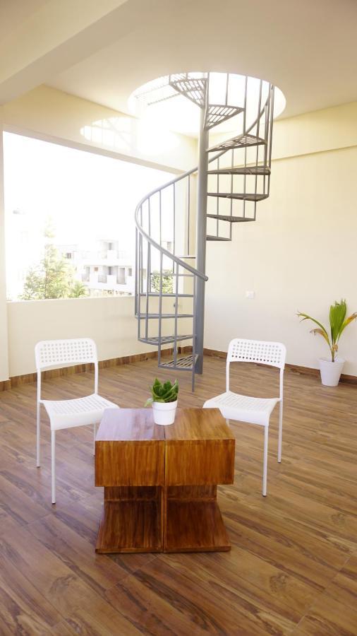 Dayone Suites Bangalore Ngoại thất bức ảnh